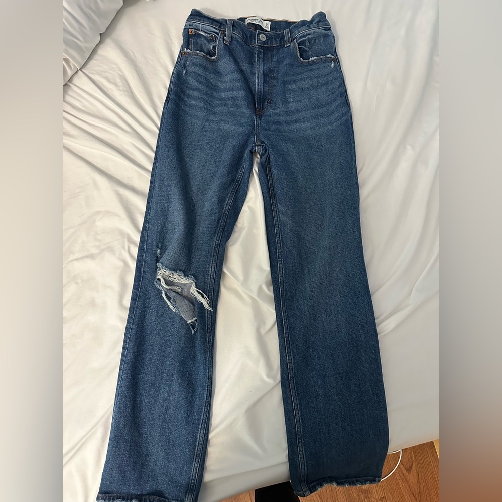Abercrombie Ultra High Rise Ankle Straight Jeans